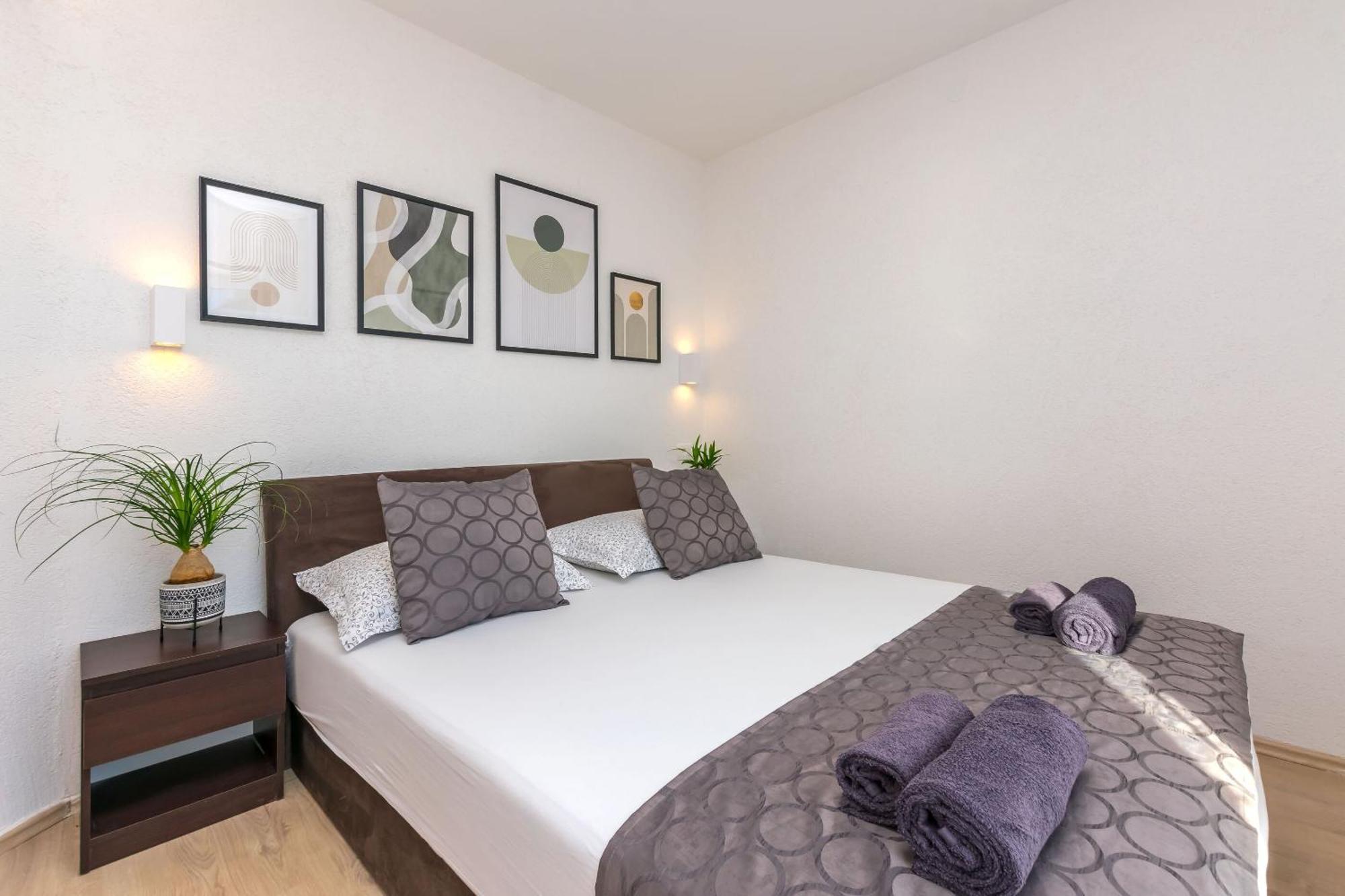 Apartments Mladen Дуче Экстерьер фото