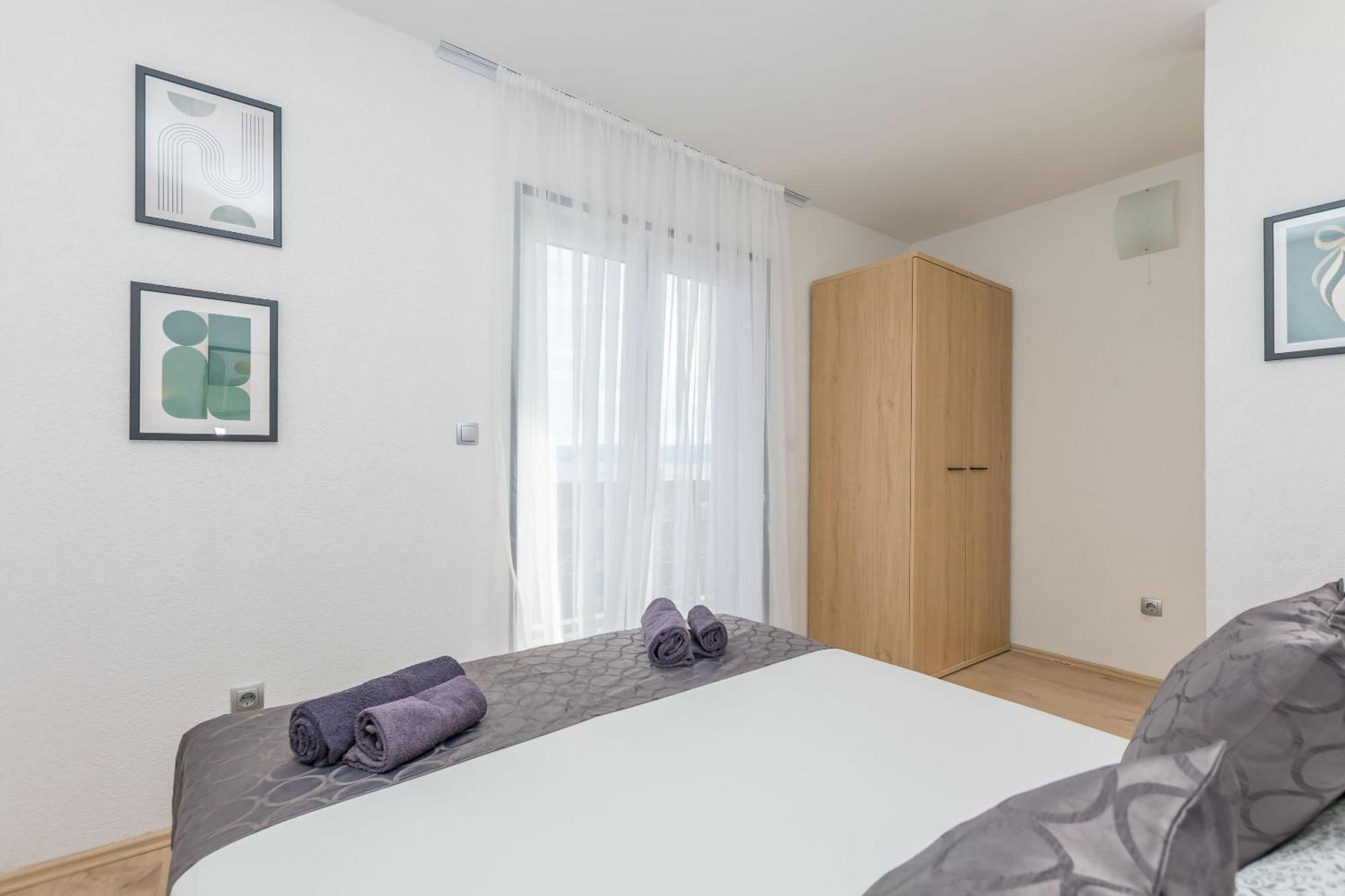 Apartments Mladen Дуче Экстерьер фото