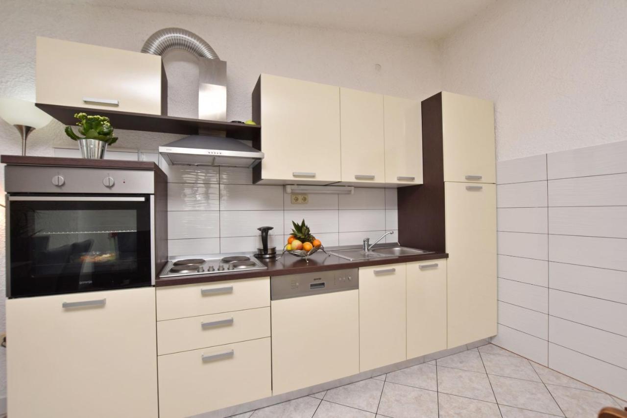 Apartments Mladen Дуче Экстерьер фото
