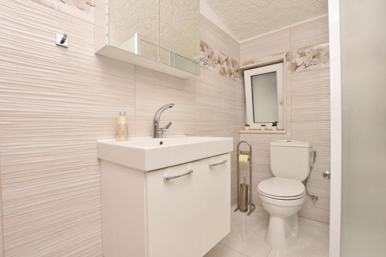 Apartments Mladen Дуче Экстерьер фото